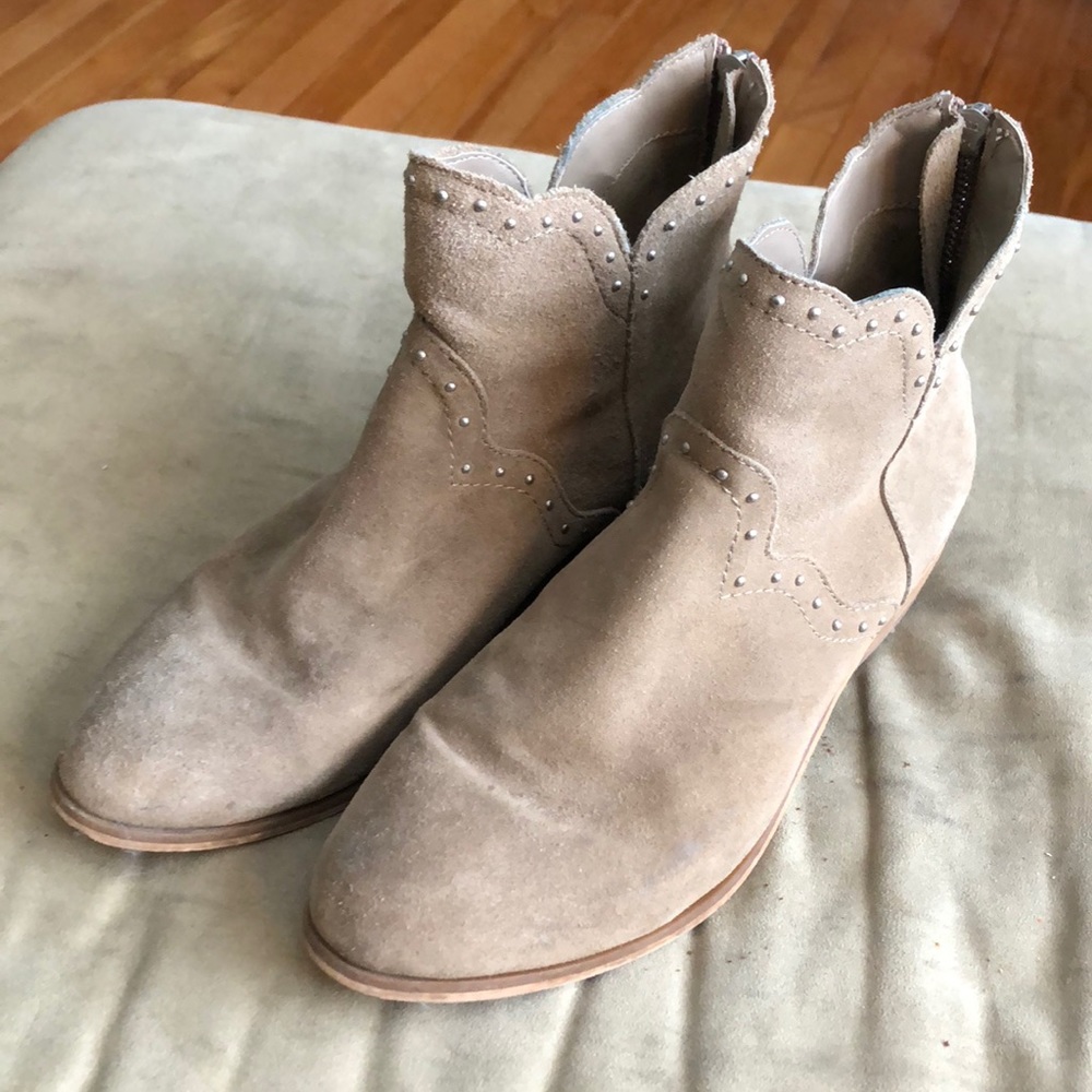 Chinese laundry booties